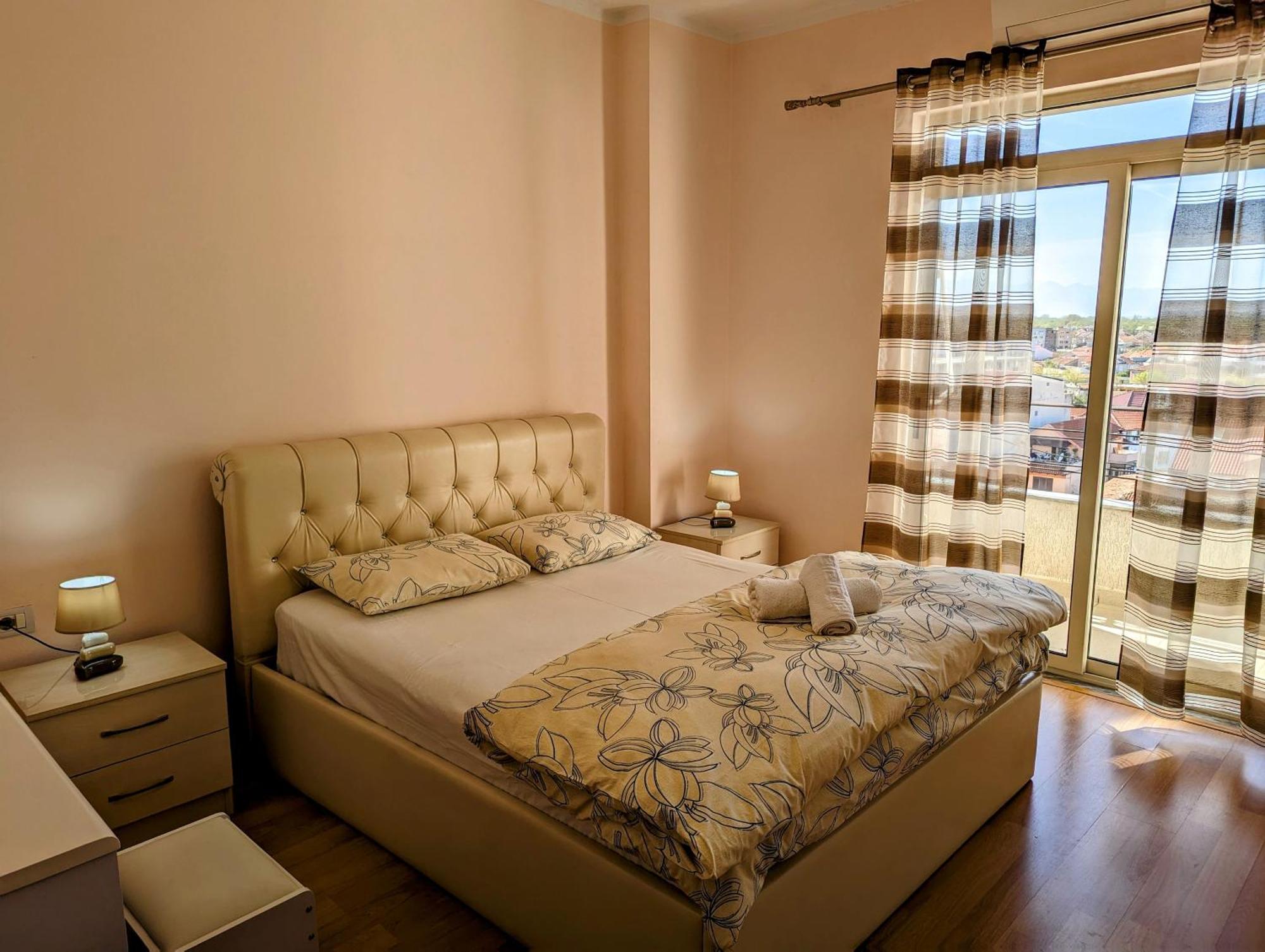 Arbi'S Apartment Shkodër Extérieur photo